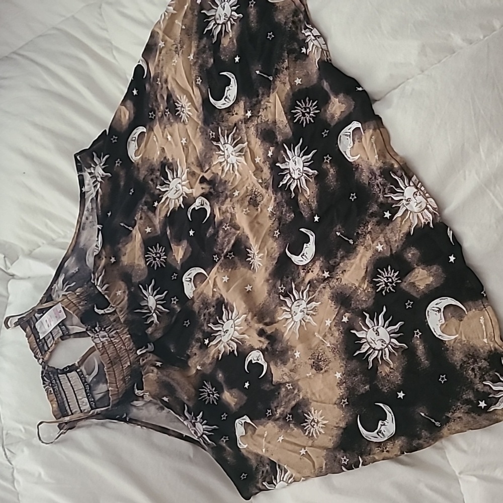 Sun & Moon Tank Top, XXL 19 Juniors